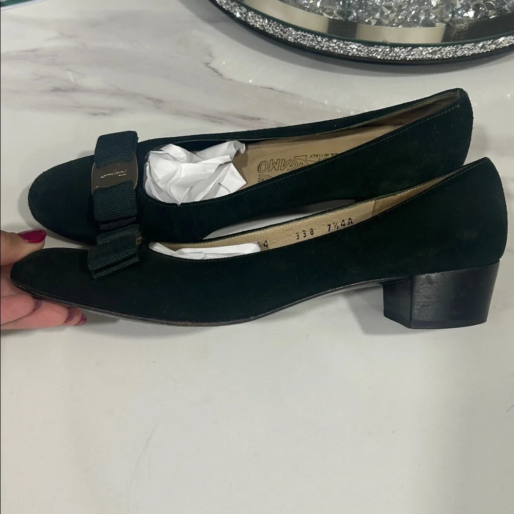 Salvatore Ferragamo Women's Shoes with Gold Accent - Picture 6 of 6